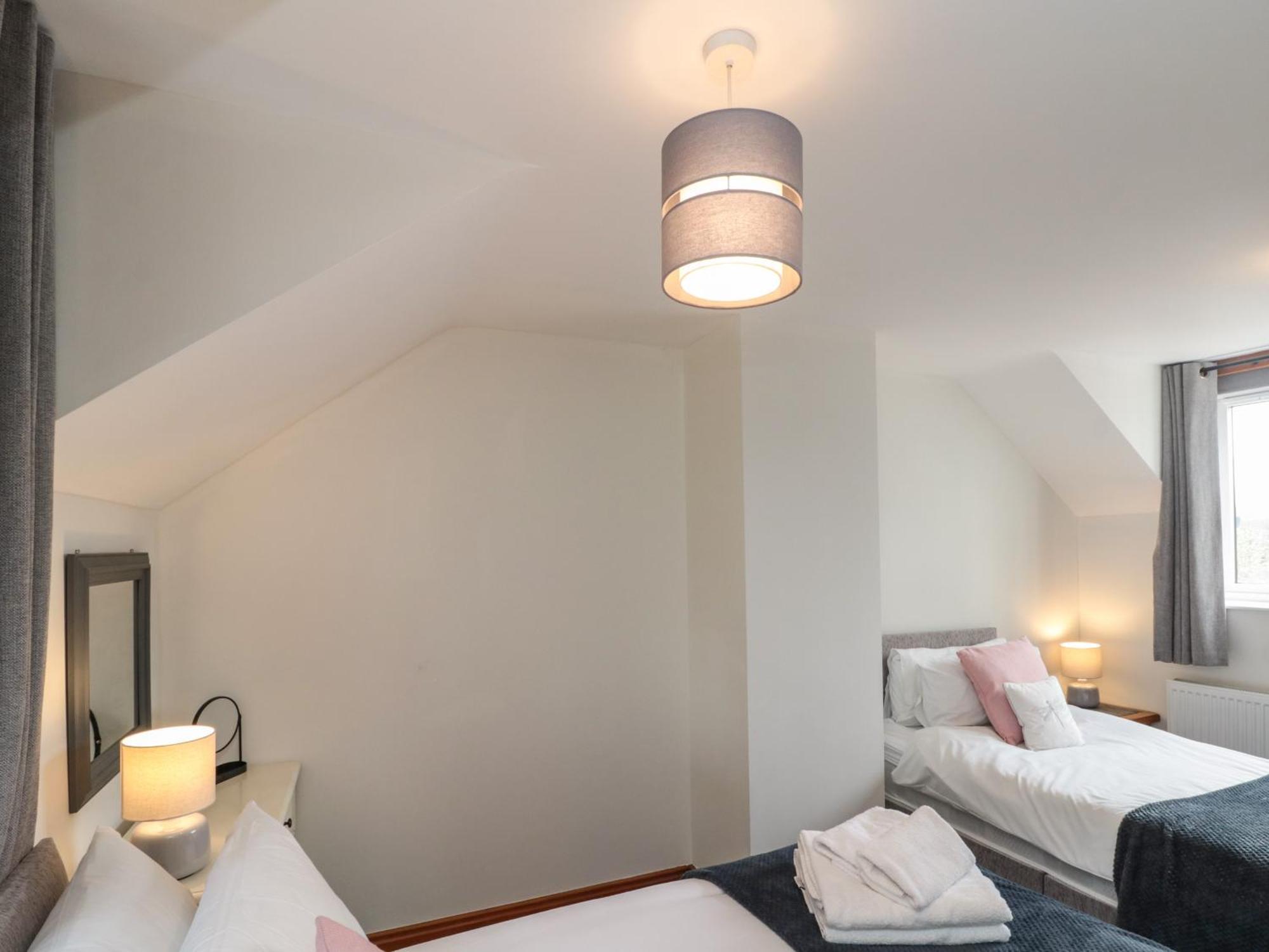 Ramblers Cottage Уитби Экстерьер фото
